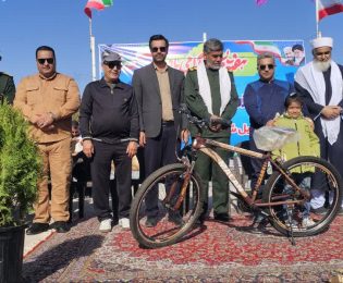 همایش بزرگ پیاده‌روی خانوادگی به مناسبت هفته بسیج